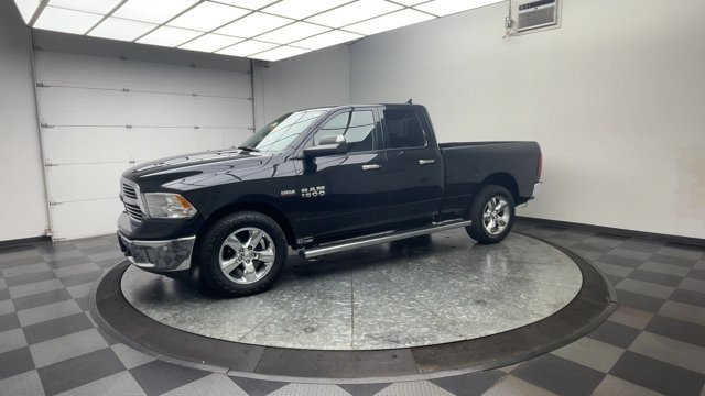 Used 2016 Brilliant Black Crystal Pearlcoat Ram Big Horn image 36