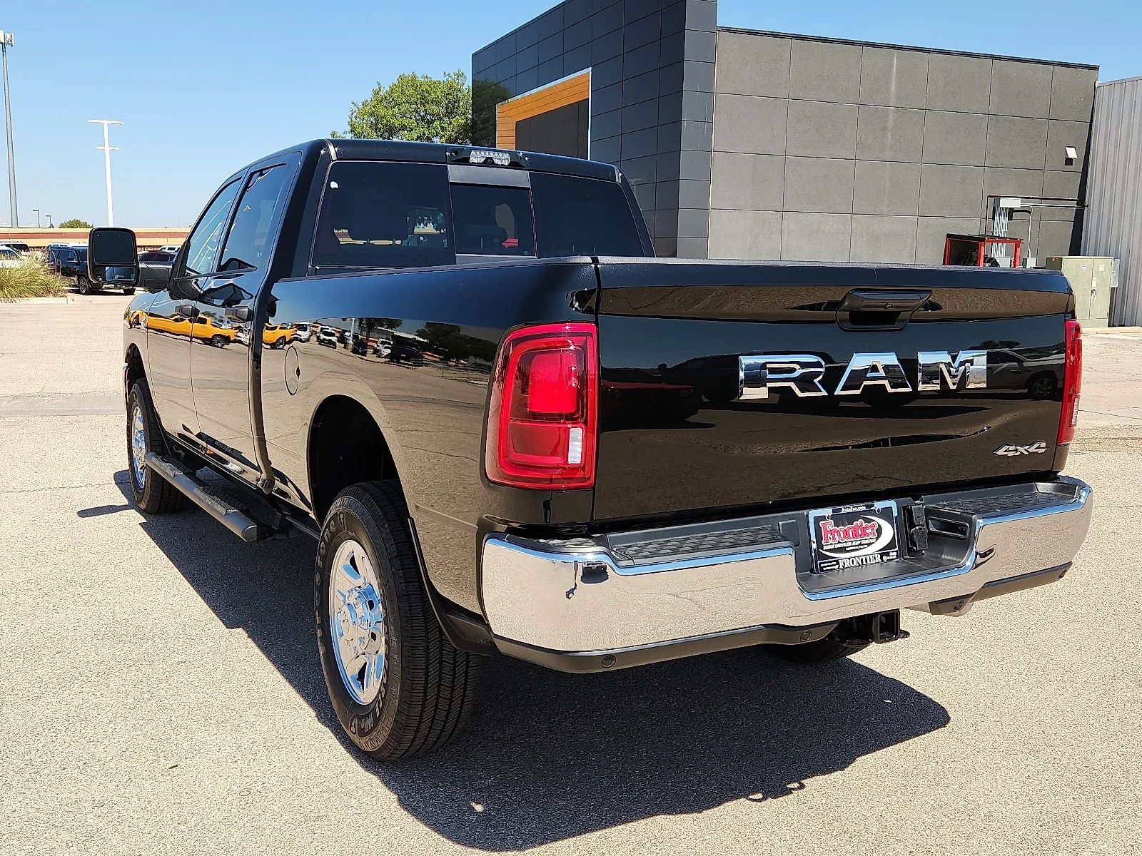 New 2026 Diamond Black Crystal Pearl-Coat  Paint Ram TRADESMAN CREW CAB 4X4 6