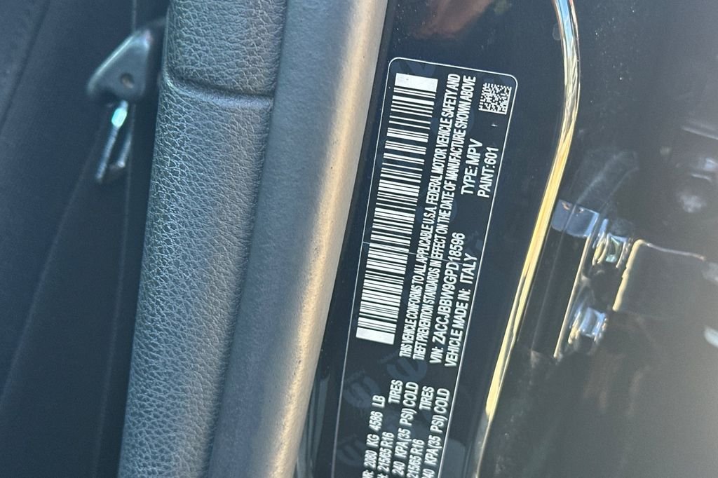 Used 2016 Black Jeep Latitude image 29