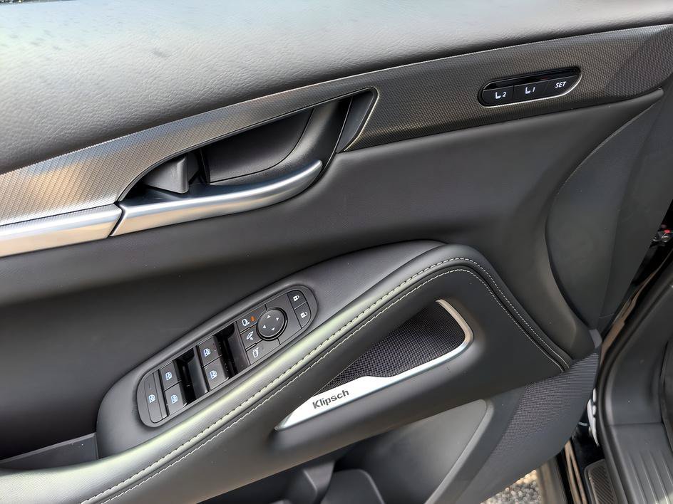 New 2027 Mineral Black INFINITI SPORT image 10