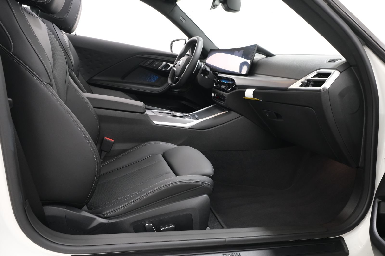 2025 BMW 2 Series 230i - Photo 36