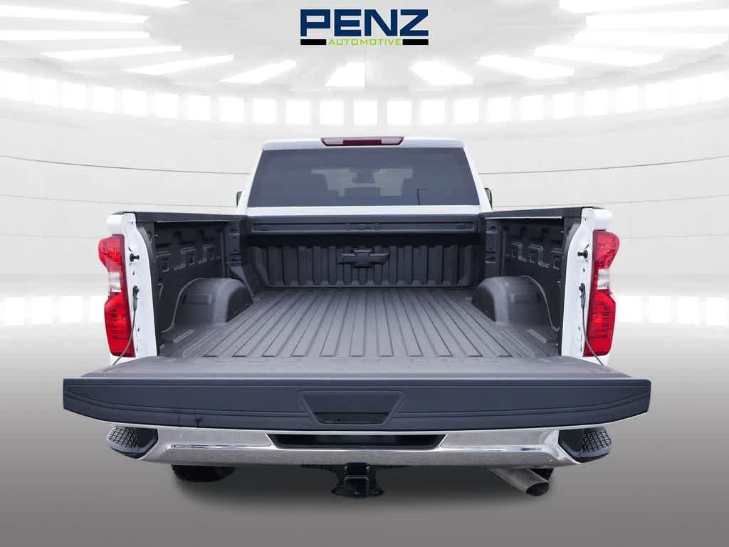 2026 Chevrolet Silverado 3500 HD LT - Photo 10