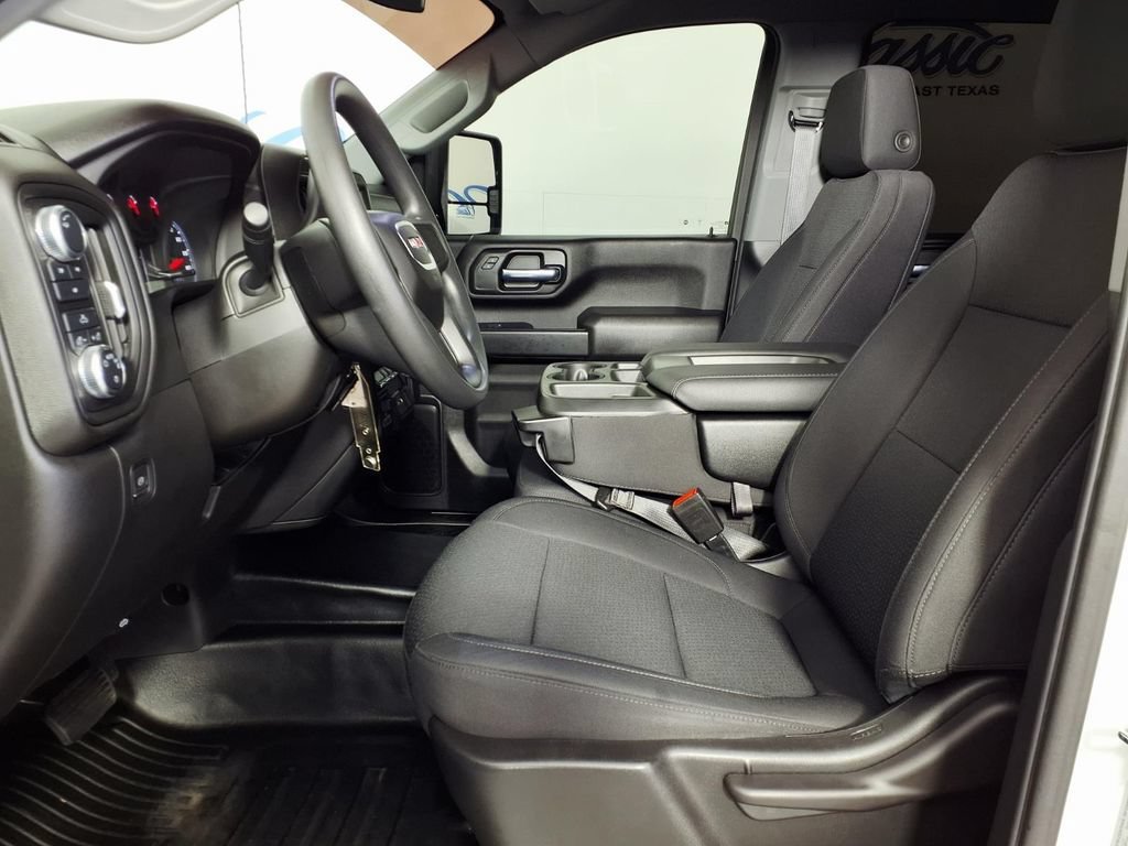 Used 2023 SUMMIT WHITE GMC Pro image 9