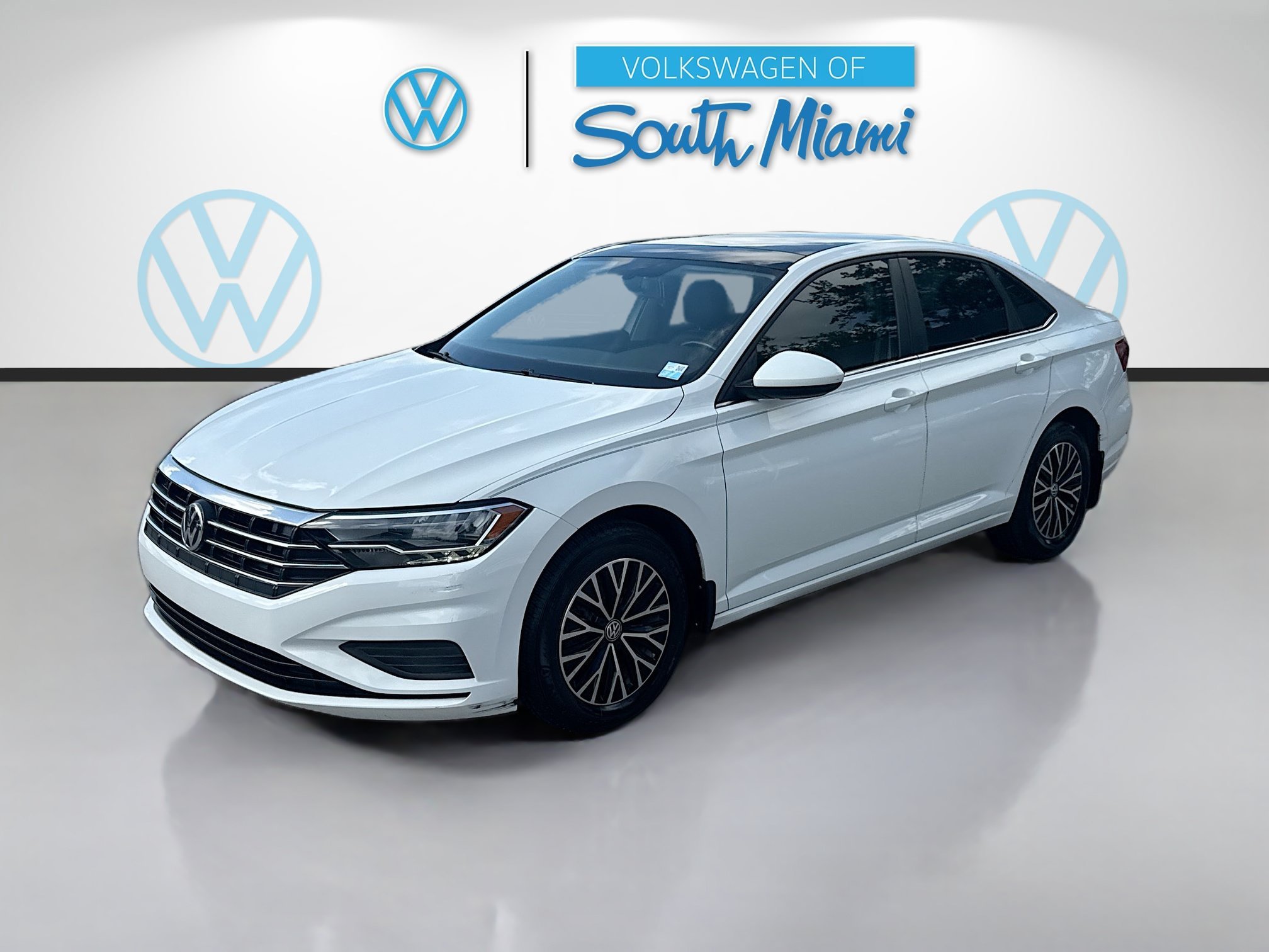 Used 2019 Pure White Volkswagen 1.4T SE image 3