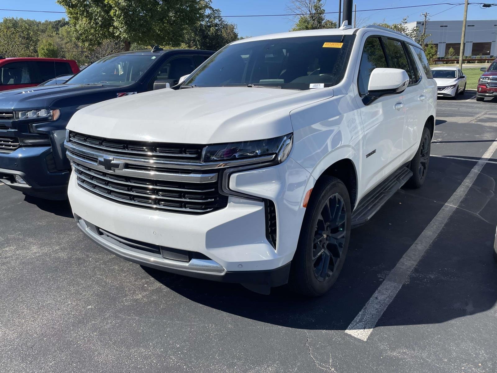 Used 2022 Summit White Chevrolet LT image 3