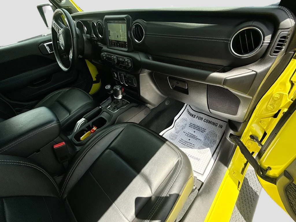 Used 2022  Jeep Unlimited Sahara 4xe image 33