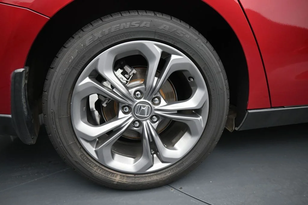 Used 2024  Honda EX image 9
