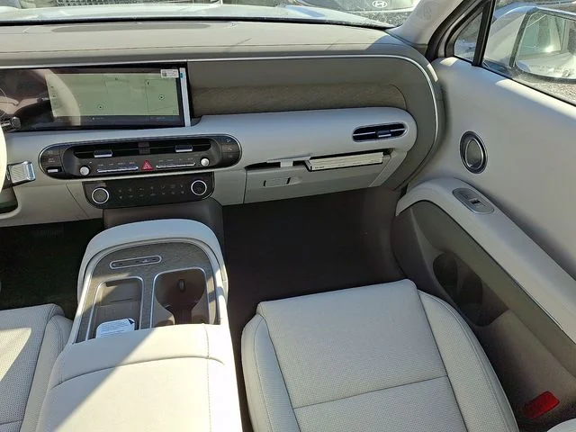 New 2026 Silver Hyundai SEL Premium image 11