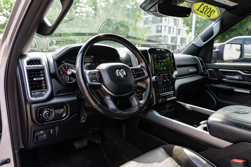 Used 2021 Silver Ram Laramie image 21