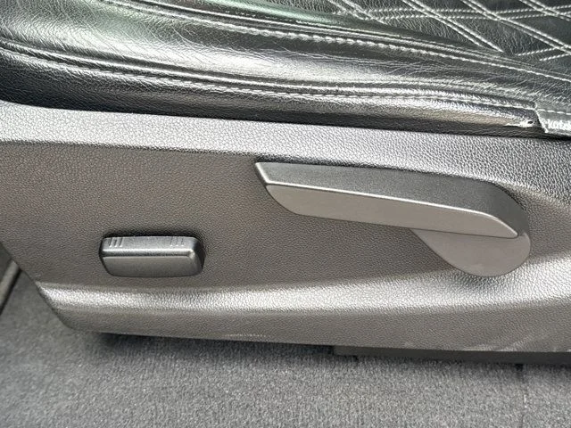 Used 2022 Gray GMC Elevation image 18