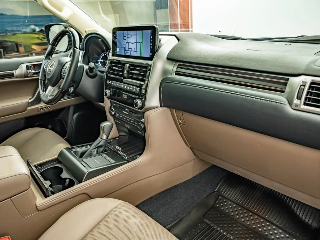 Certified Used 2023 Caviar Lexus 460 image 43