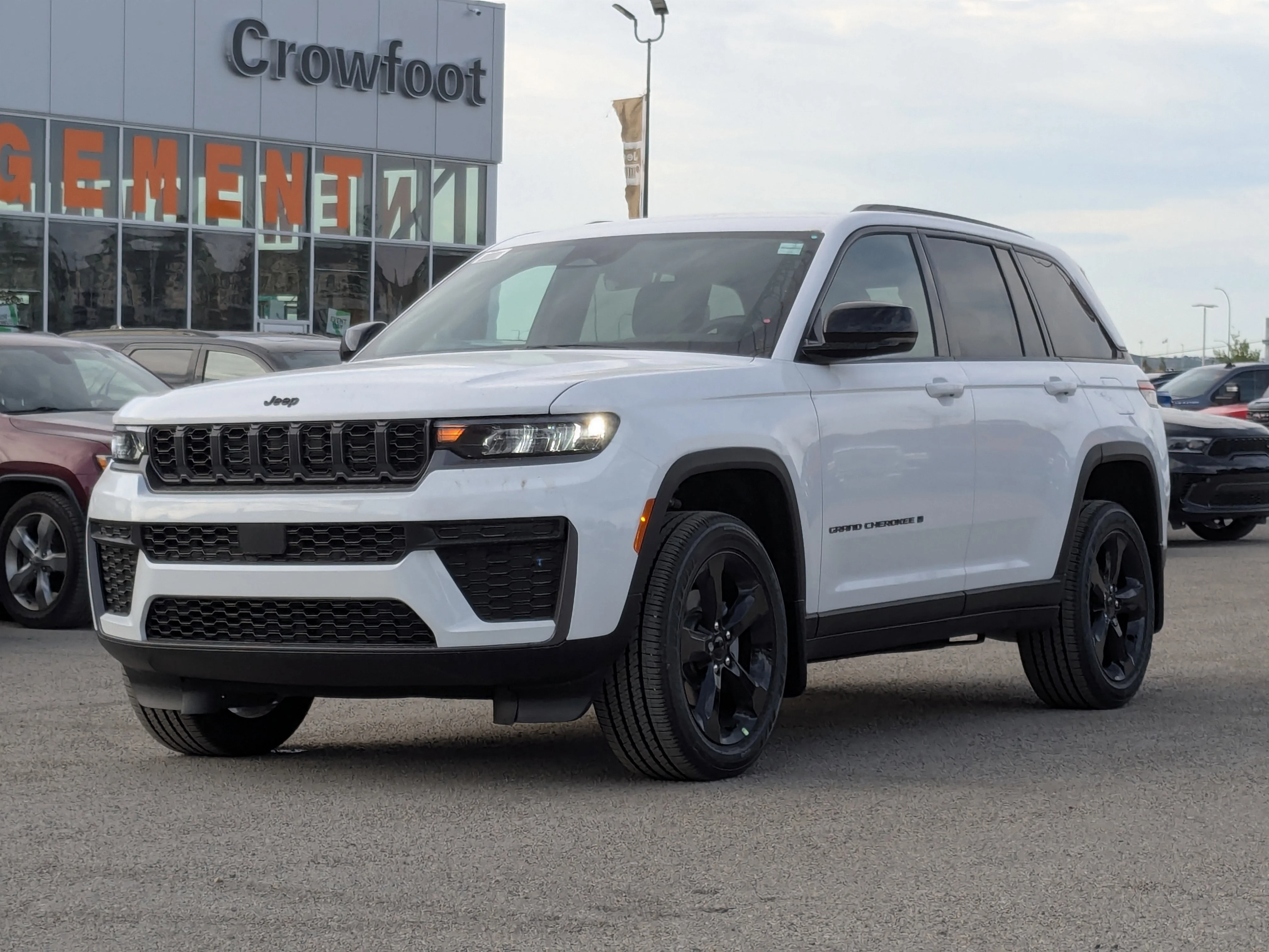 New 2026 White Jeep Altitude - - 20 Gloss Black Wheels - 2.0L Turbo - Remote Start & tons more! image 4