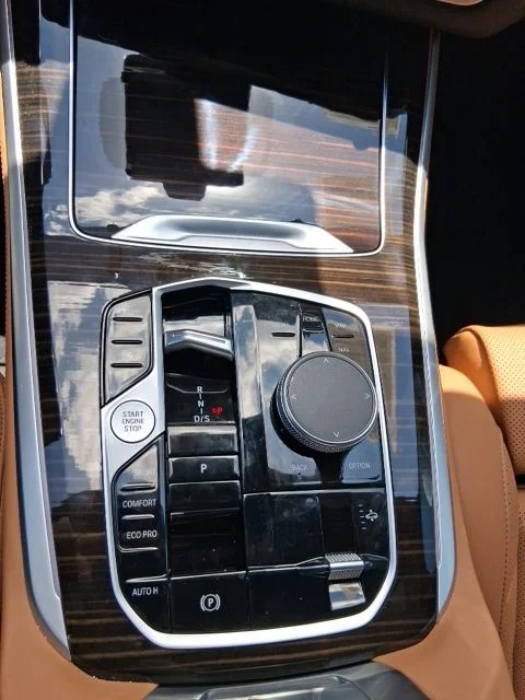 Used 2026 Green BMW sDrive40i image 12