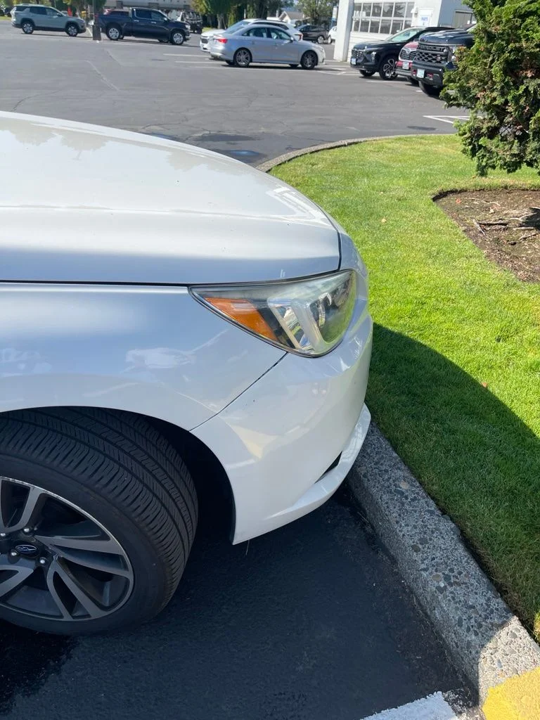 Used 2017 Crystal White Pearl Subaru 2.5i image 6