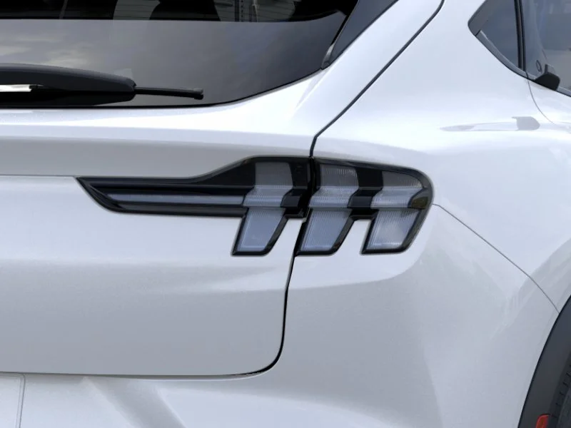 New 2026 Star White Metallic Tri-coat Ford Select image 21