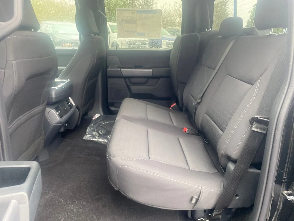 New 2026 Black Ford XLT image 30