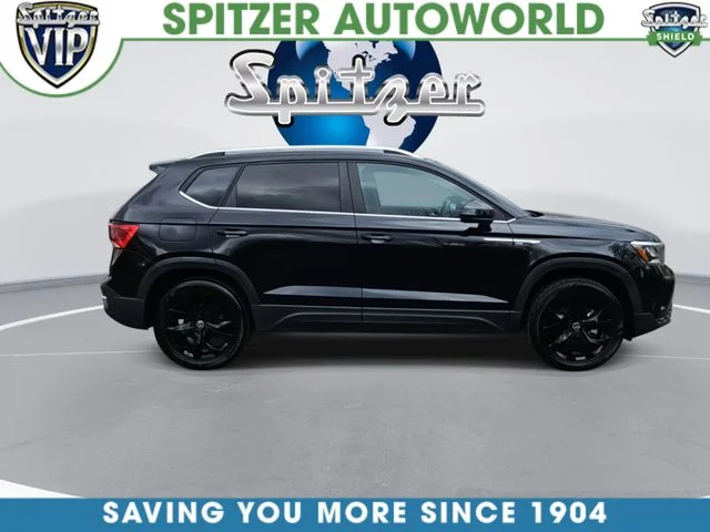Used 2023 Black Volkswagen 1.5T SE image 10