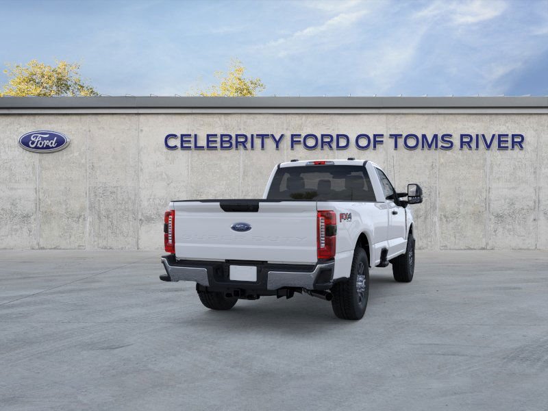 New 2025 Oxford White Ford F-350® XLT image 30
