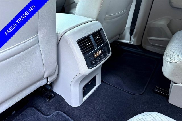 Used 2021 Black Volkswagen SEL Premium image 12