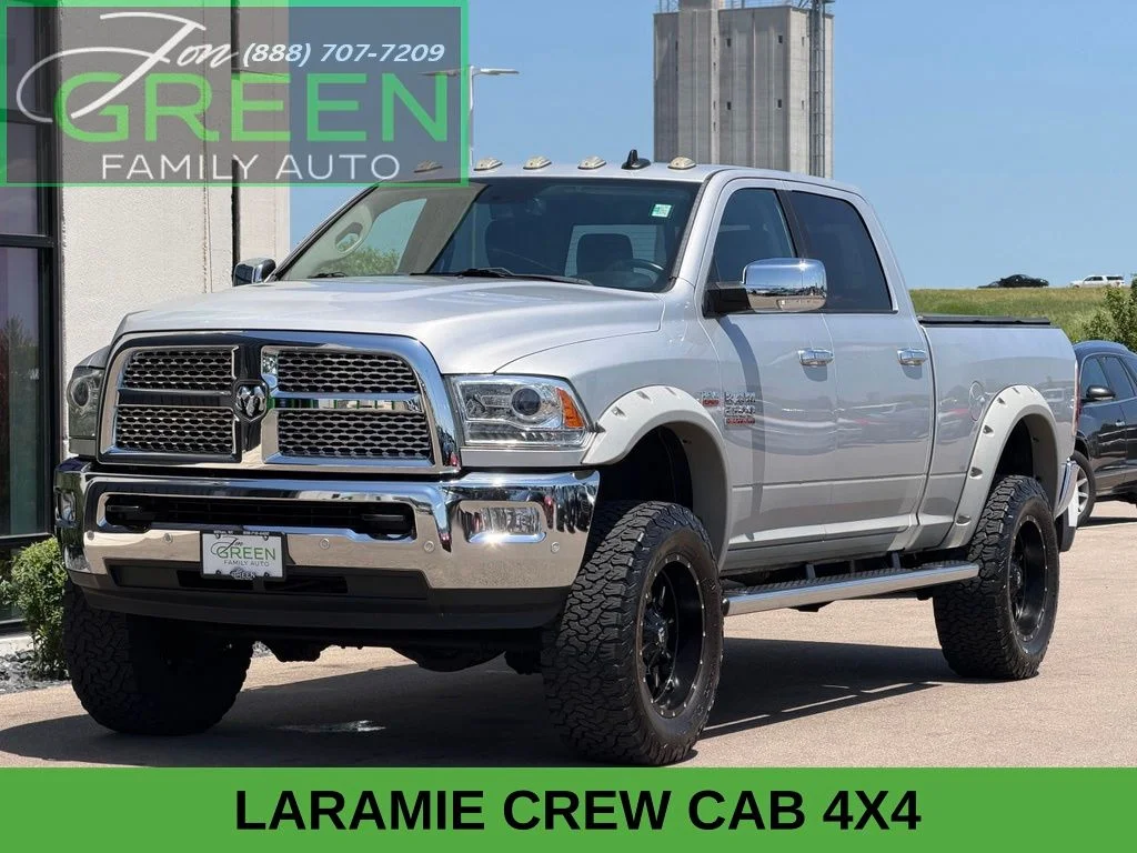Used 2017 Silver Ram Laramie image 1