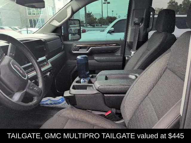Used 2025 White GMC SLE image 10
