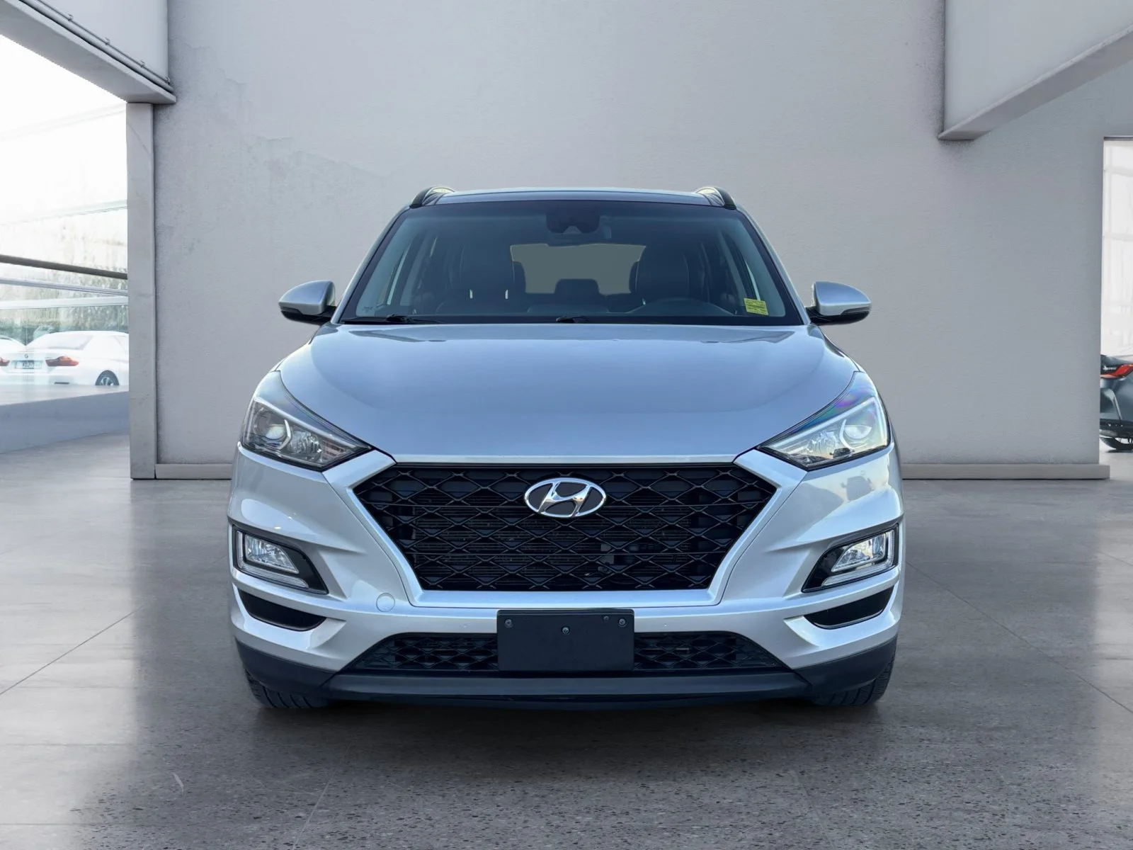 Used 2020 Silver Hyundai Preferred image 8
