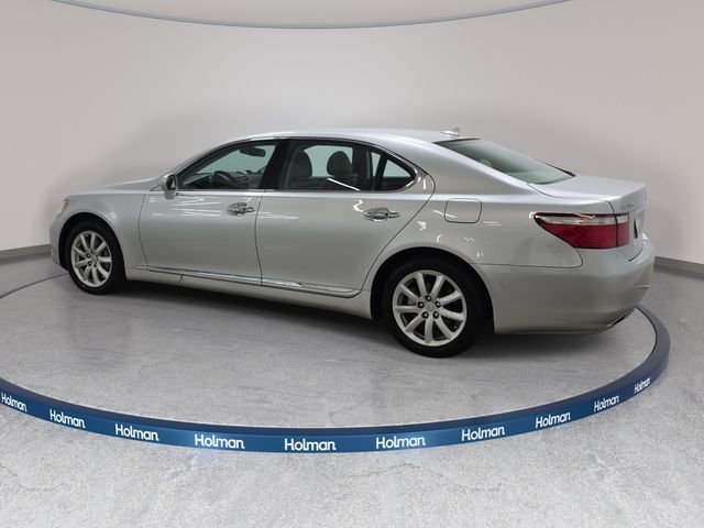 Used 2007 Silver Lexus 460 L image 8