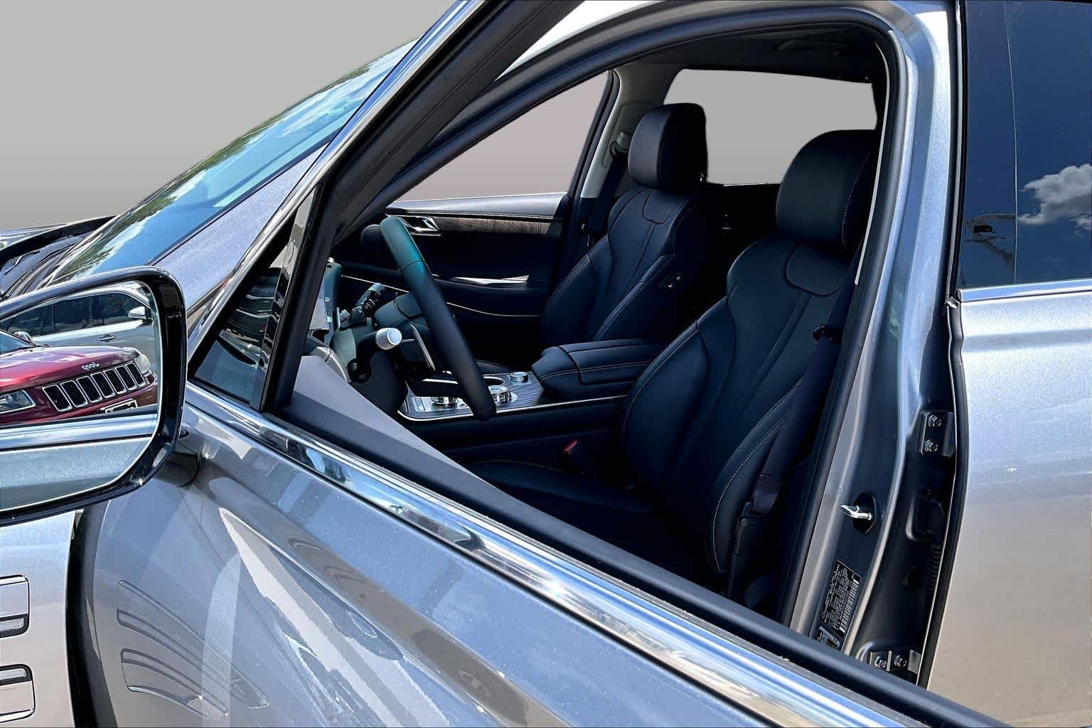 Certified Pre-Owned 2025 Genesis GV80 2.5T Advanced