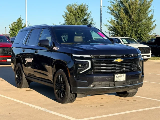 Used 2025 Gray Chevrolet High Country image 8
