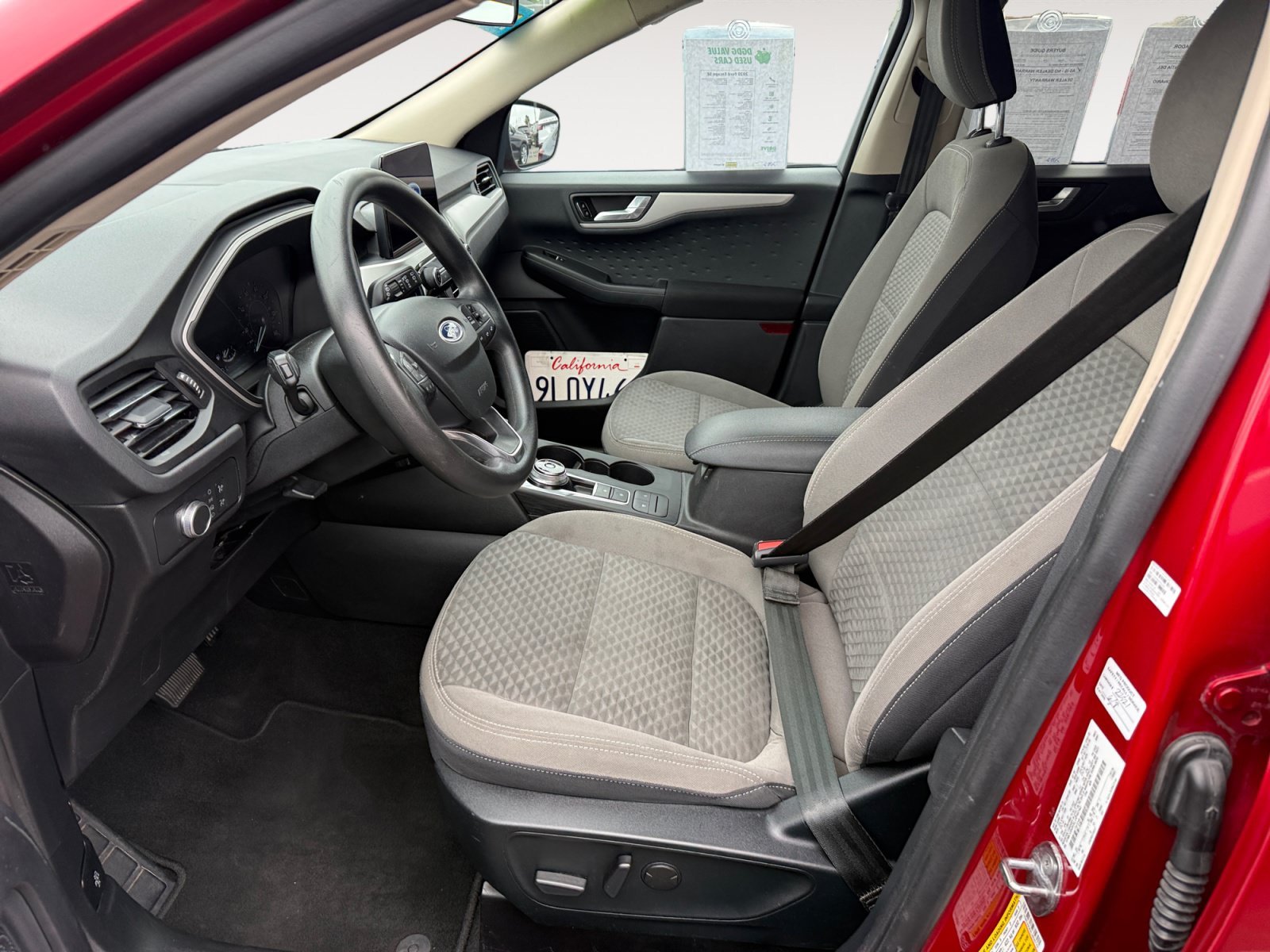 Used 2020 Red Metallic Ford SE image 10