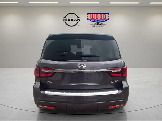 Used 2024 Anthracite Gray INFINITI Sensory image 3