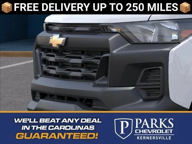 New 2026 Summit White Chevrolet WT image 13