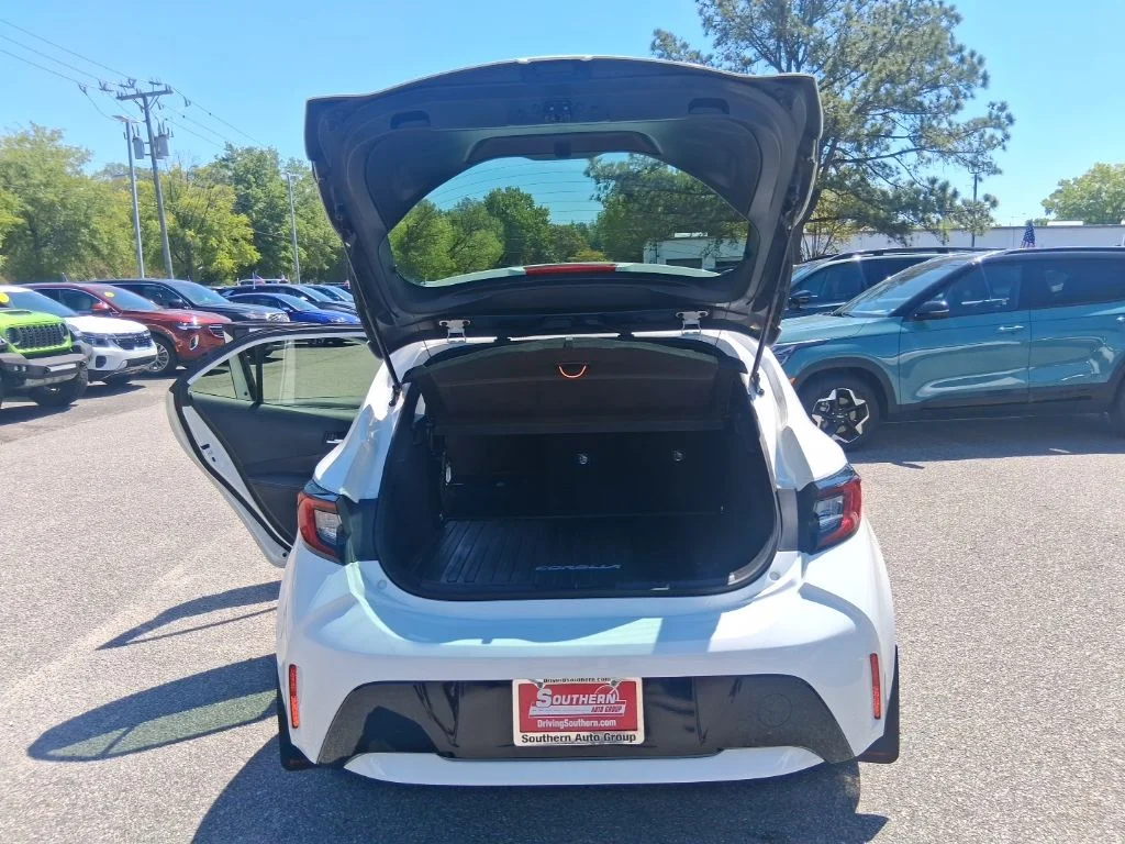 Used 2023 White Toyota SE image 23