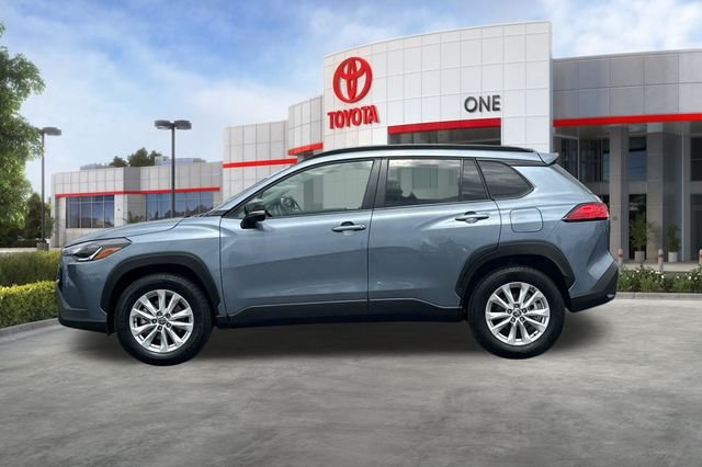 Certified Used 2025  Toyota LE image 9