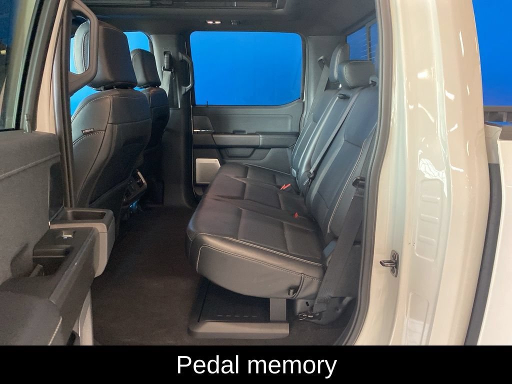 Used 2025 White Ford LARIAT image 11