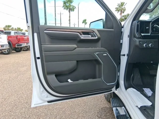 2026 GMC Sierra 1500 SLT - Photo 13
