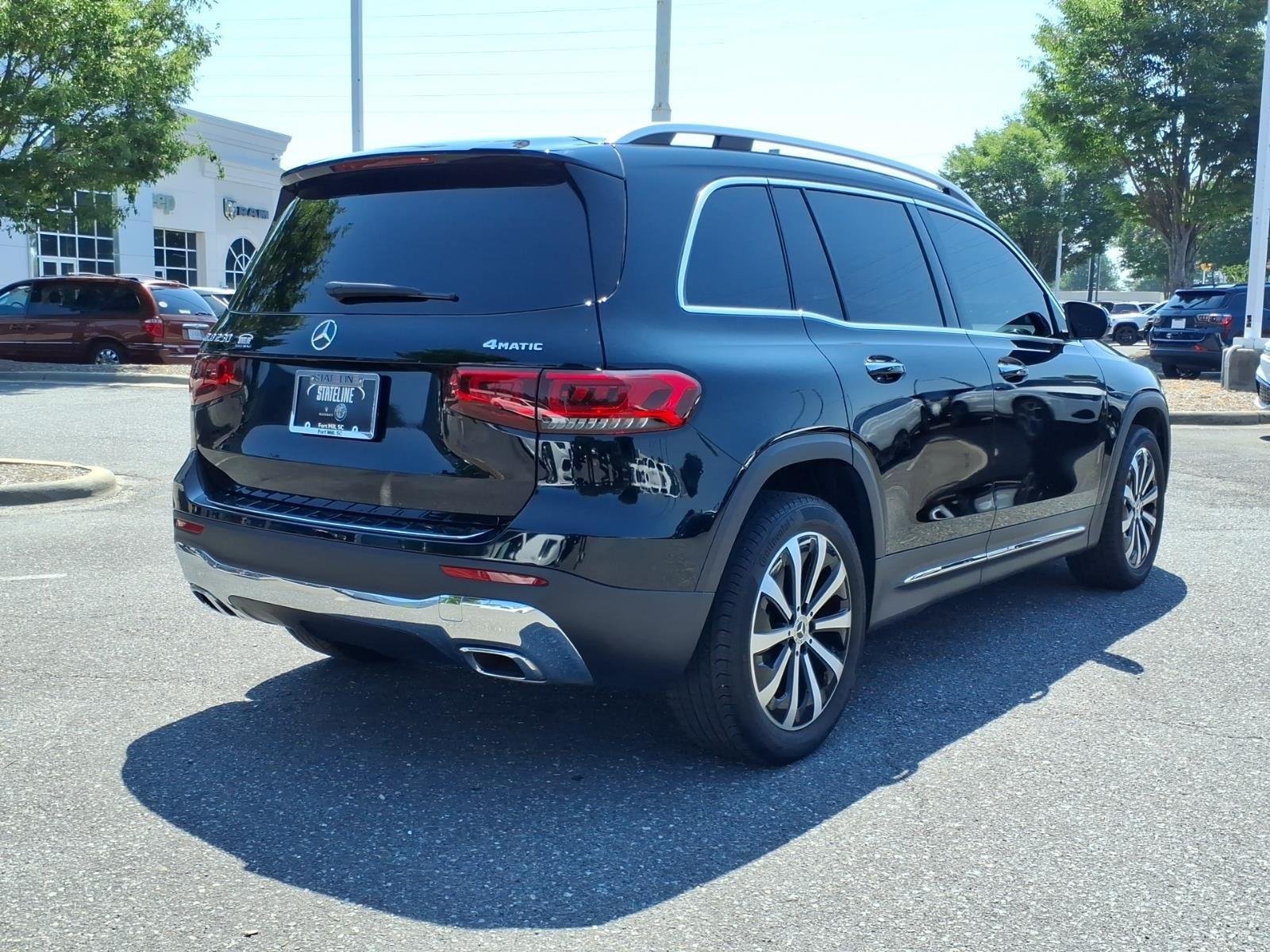 Used 2023 Night Black Mercedes-Benz GLB 250 image 2