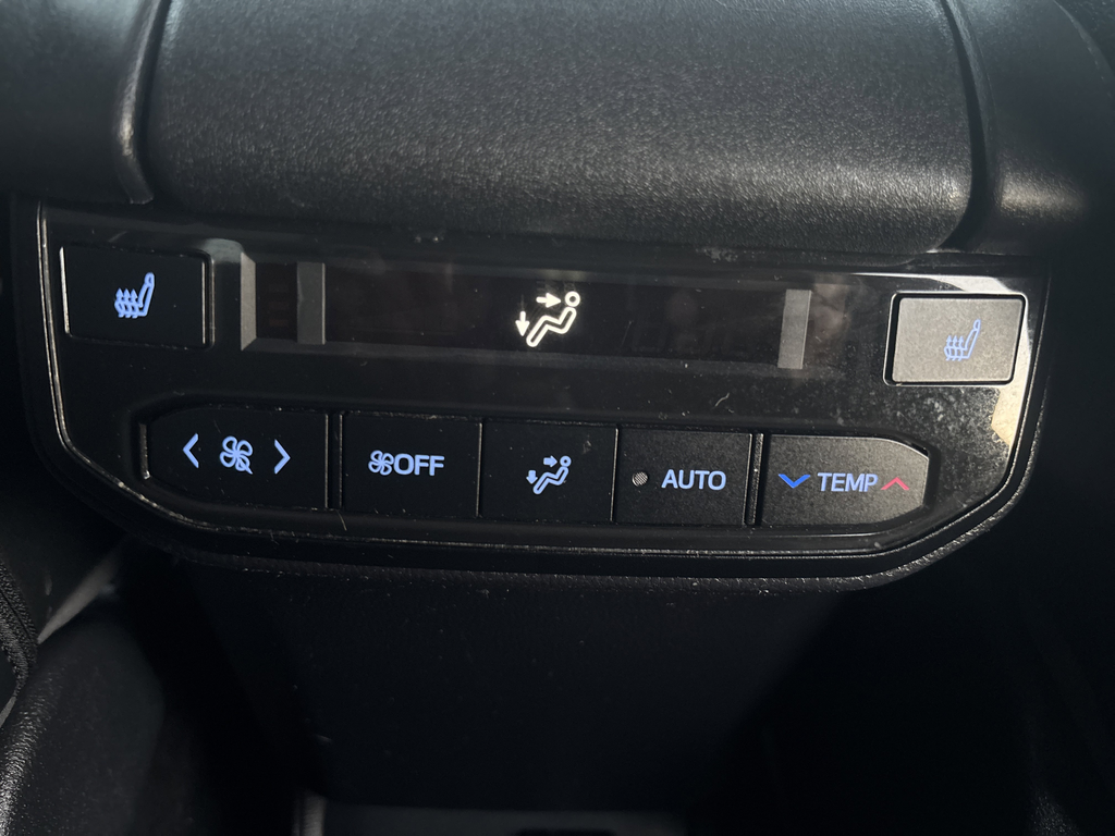 2020 Toyota Highlander Platinum - Photo 33