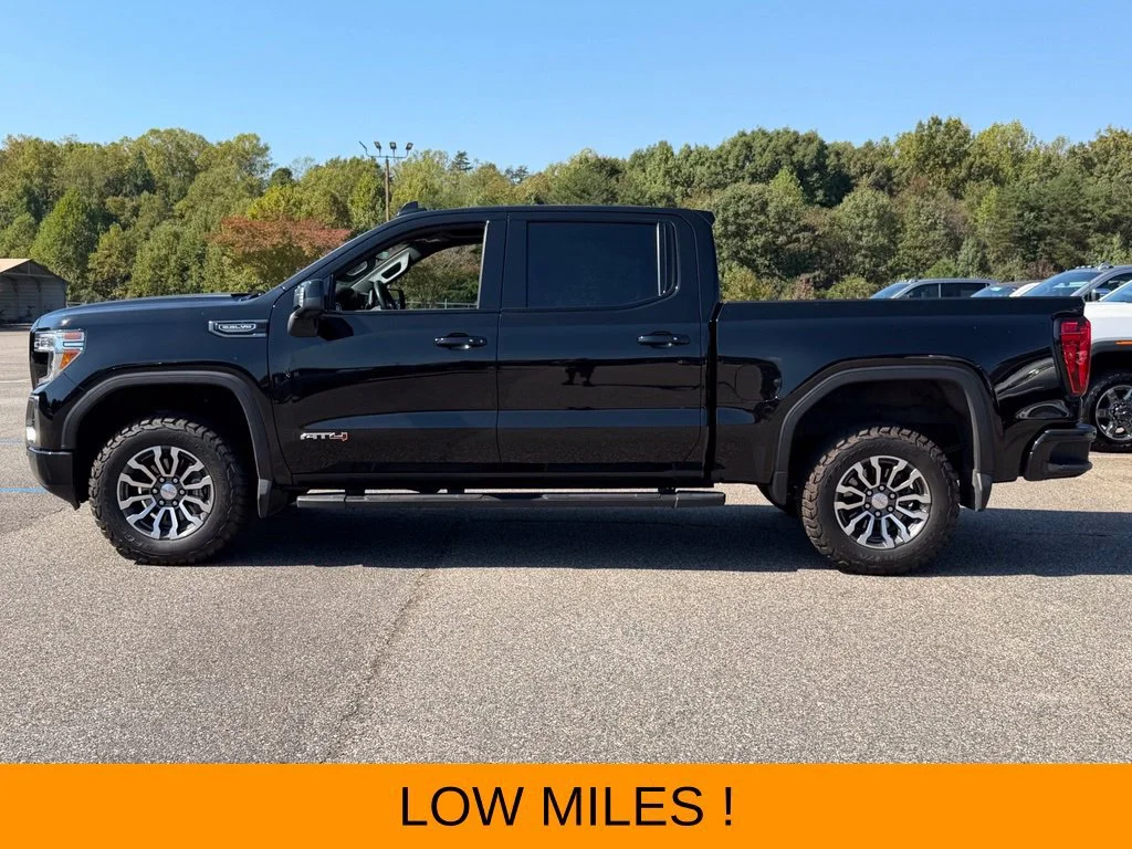 Used 2020 ONYX BLACK GMC AT4 image 5