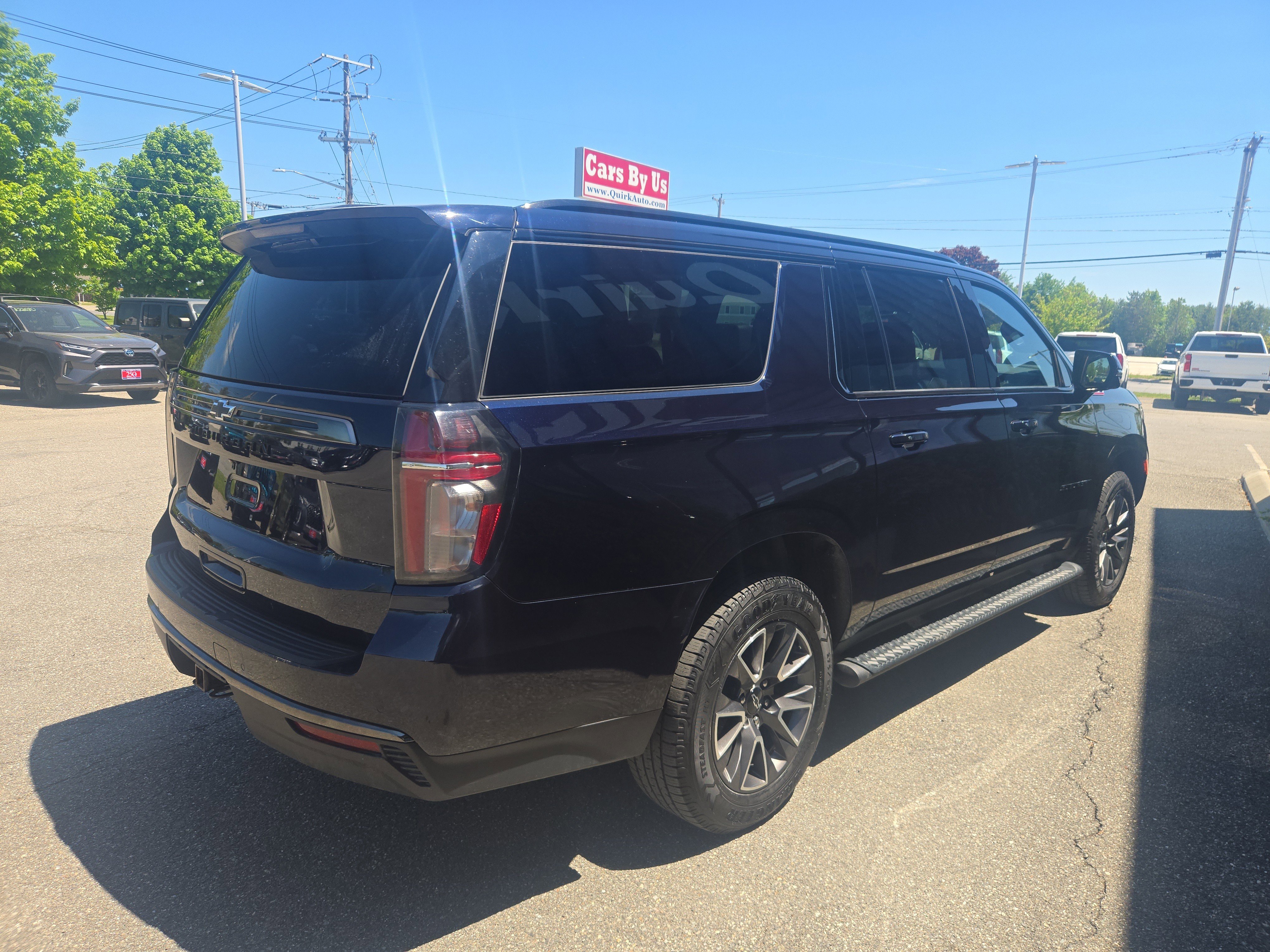 Used 2022 Midnight Blue Metallic Chevrolet Z71 image 11