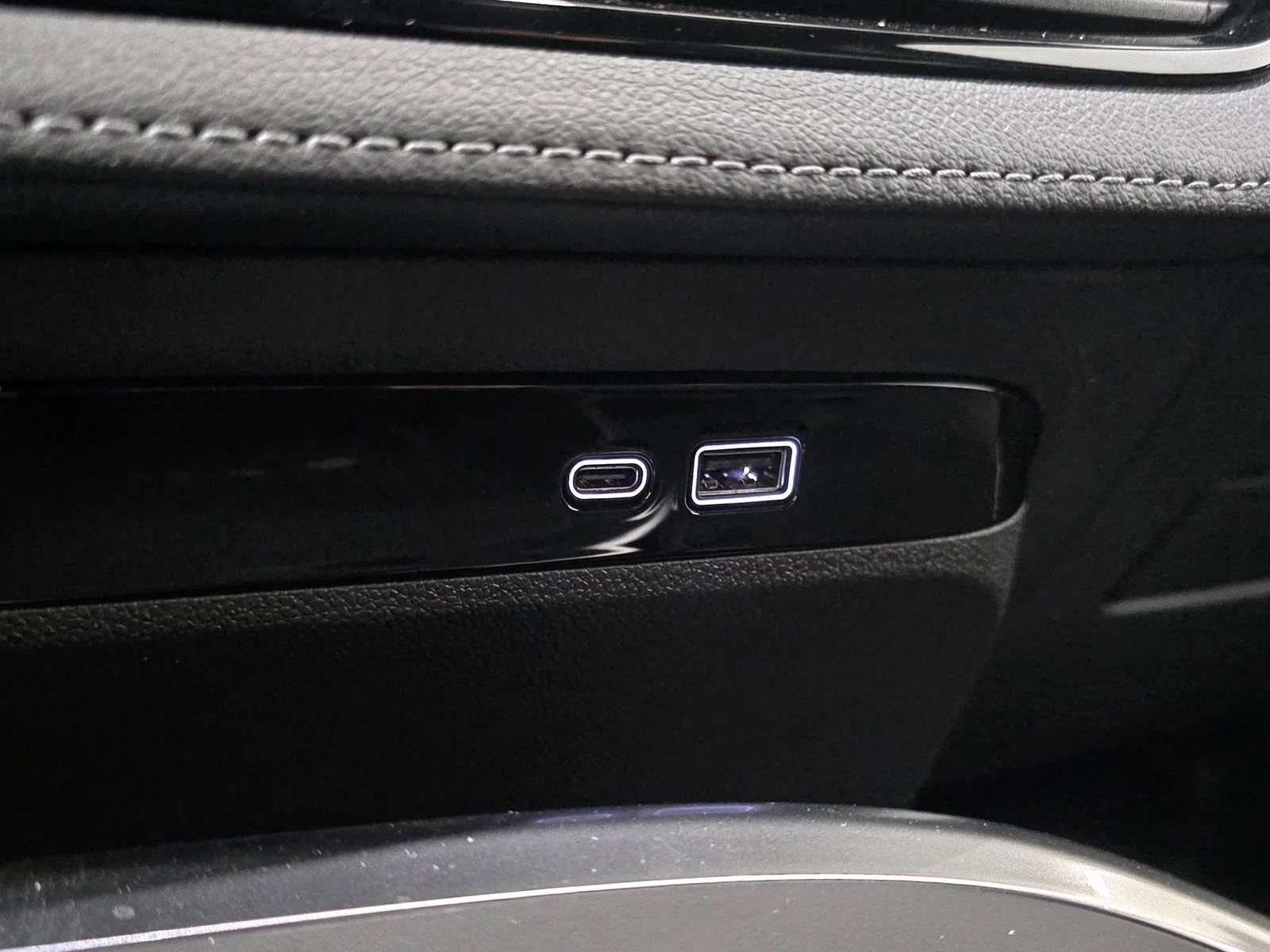 2026 Buick Enclave Sport Touring - Photo 27