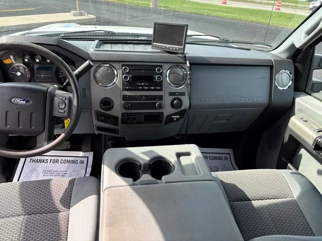 Used 2016 Oxford White Ford XLT image 14
