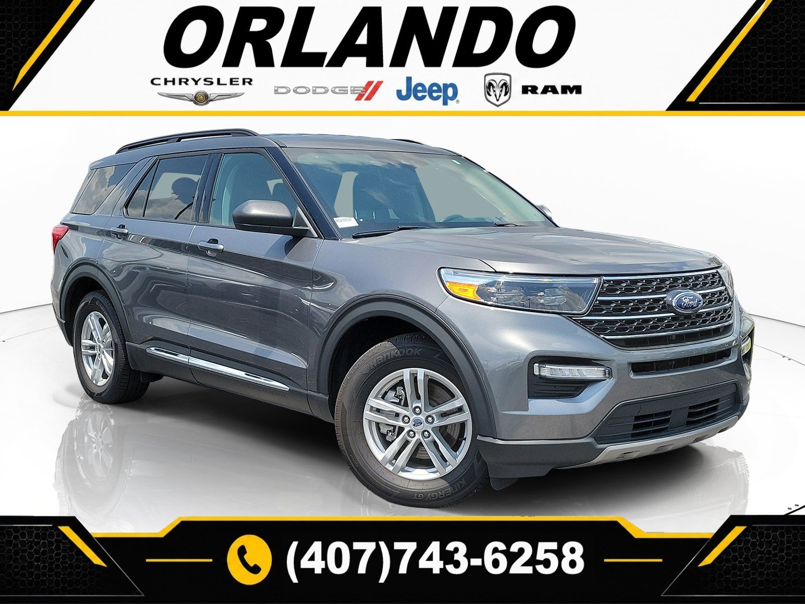 Used 2024 Gray Metallic Ford XLT image 1