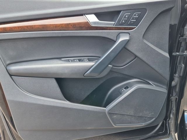 Used 2020  Audi 45 Premium image 13