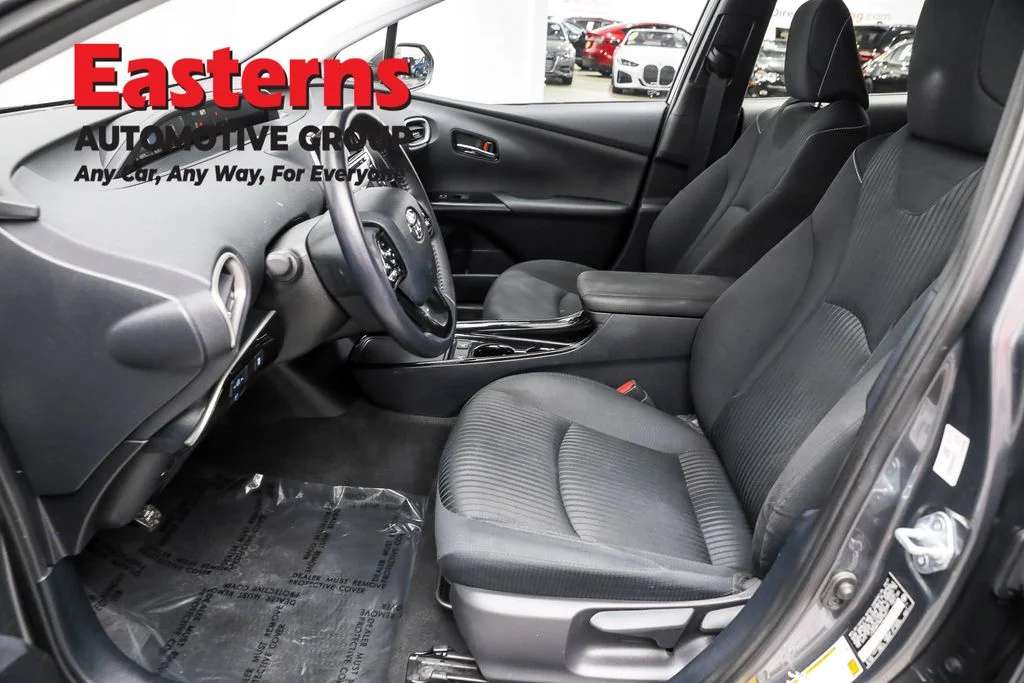 Used 2021 Gray Toyota LE image 14