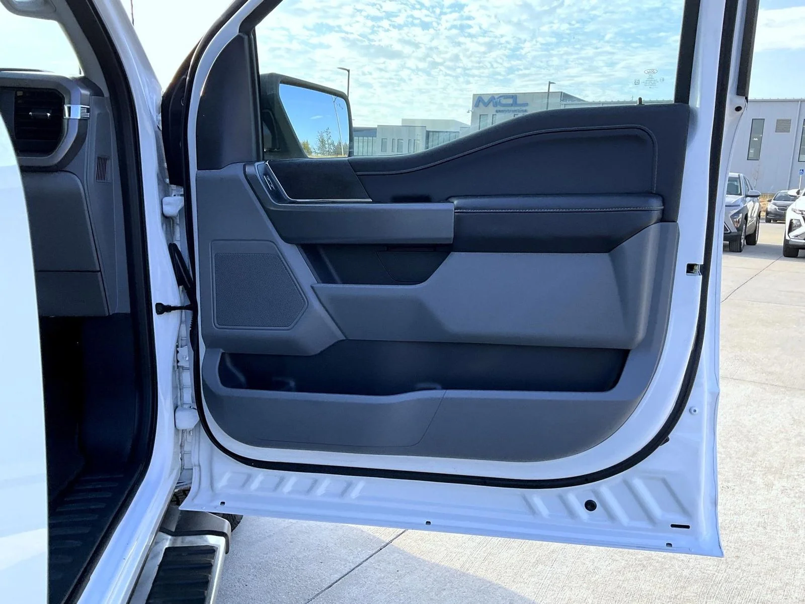 Used 2025 White Ford XLT image 17