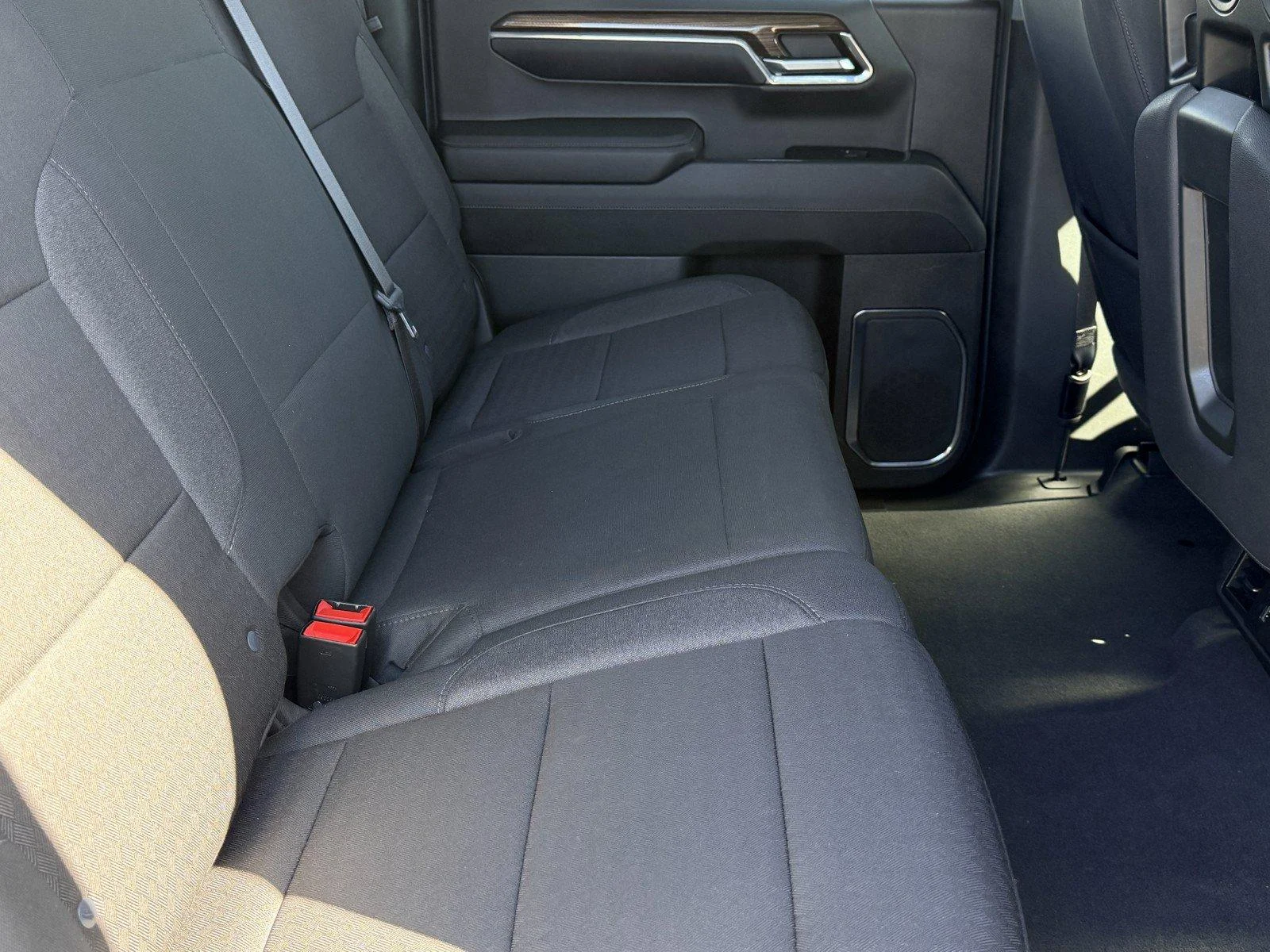 Used 2024 Summit White Chevrolet LT image 10