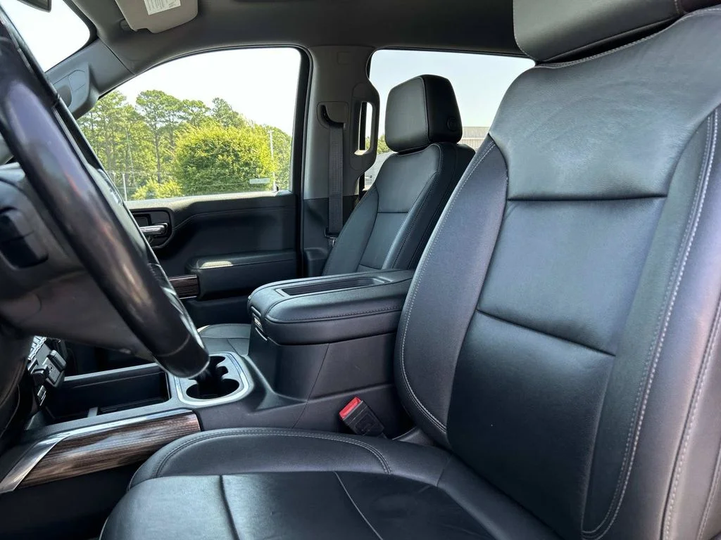 Used 2021 Gray Chevrolet RST image 21