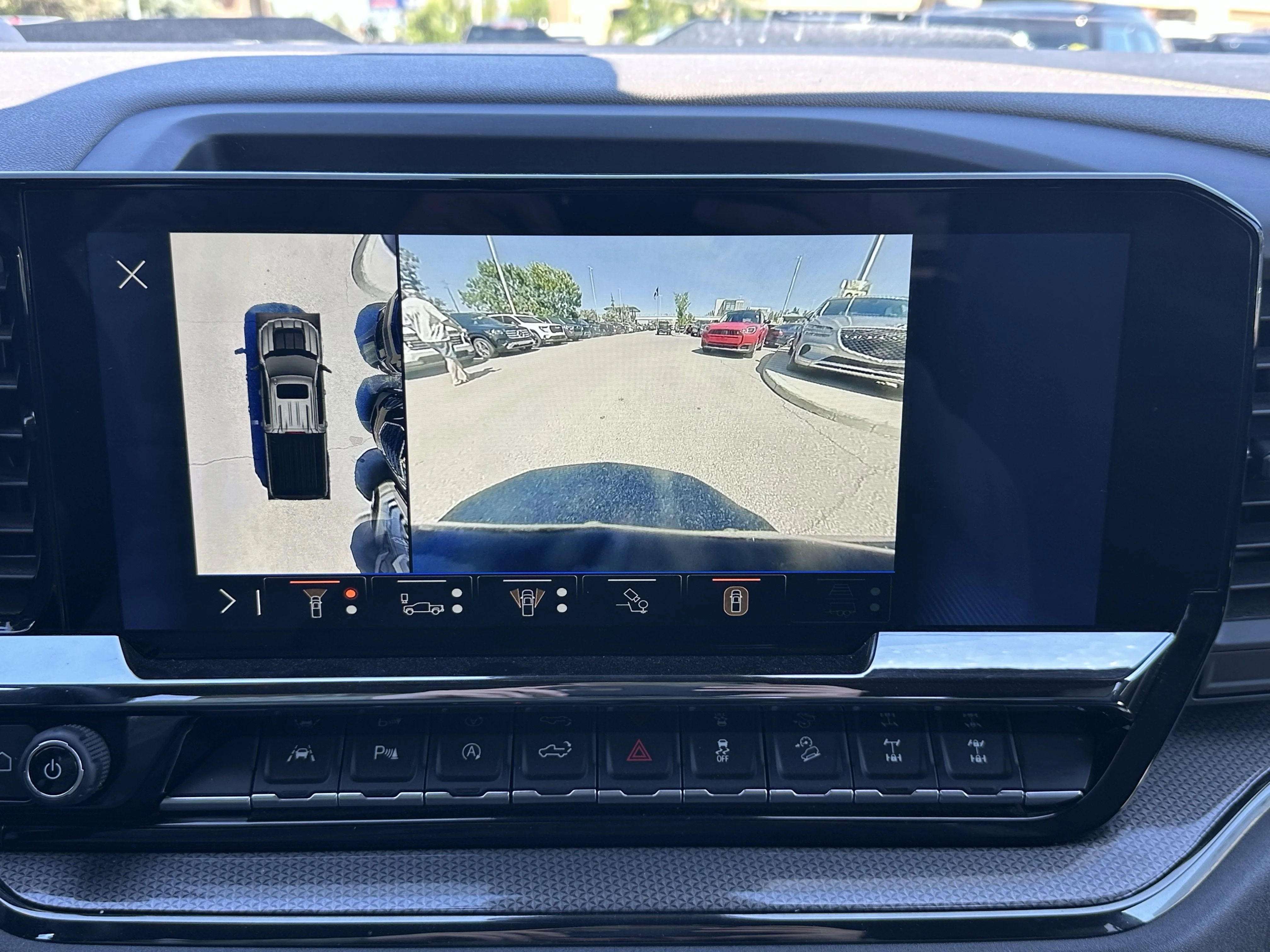 Certified Used 2025  Chevrolet ZR2 image 17