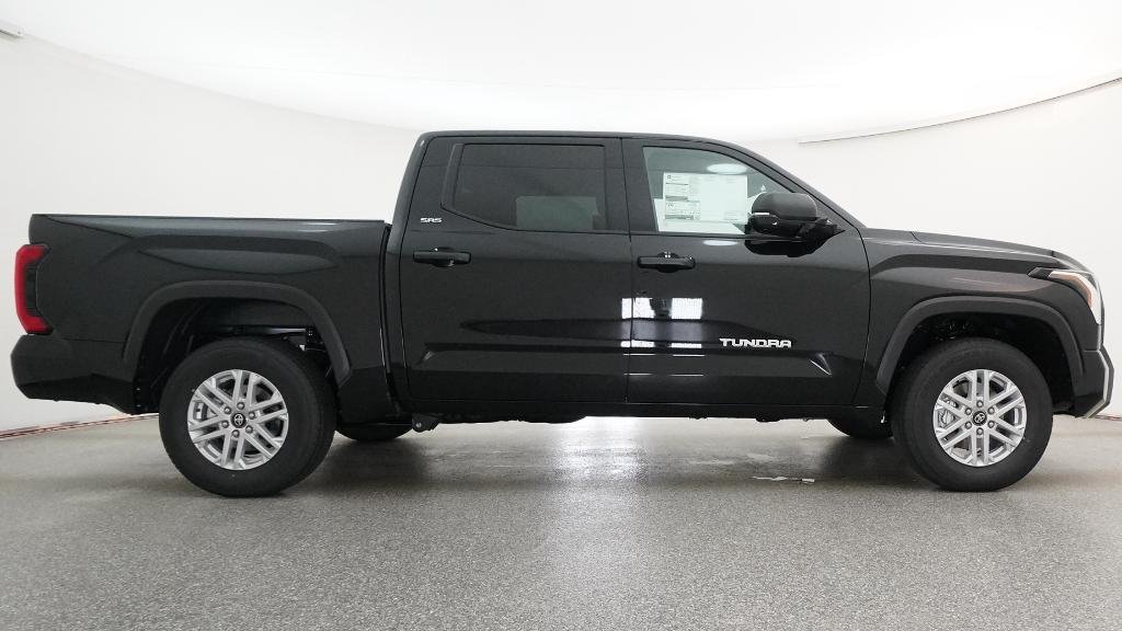 New 2026 Midnight Black Metallic Toyota SR5 image 46
